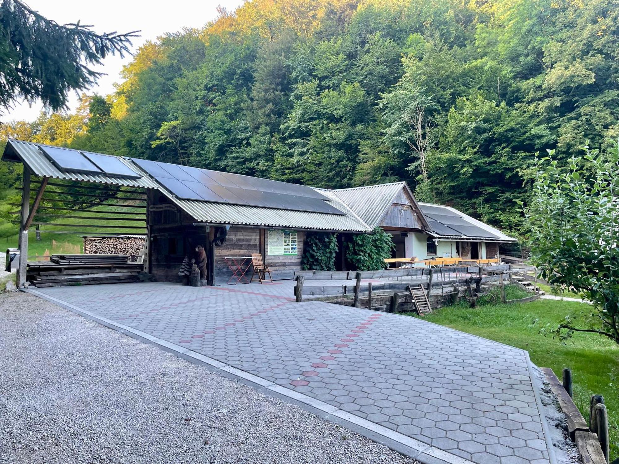 Wooden Cabin Kamna Gorica ภายนอก รูปภาพ