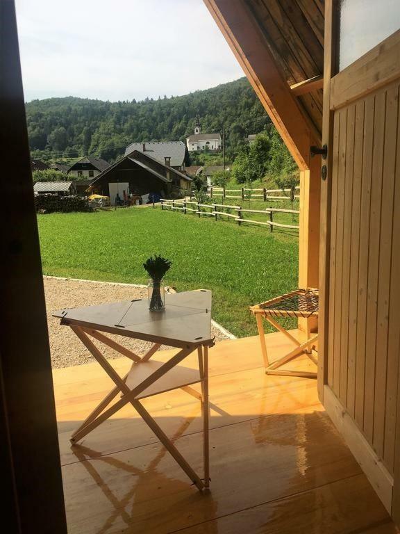 Wooden Cabin Kamna Gorica ภายนอก รูปภาพ